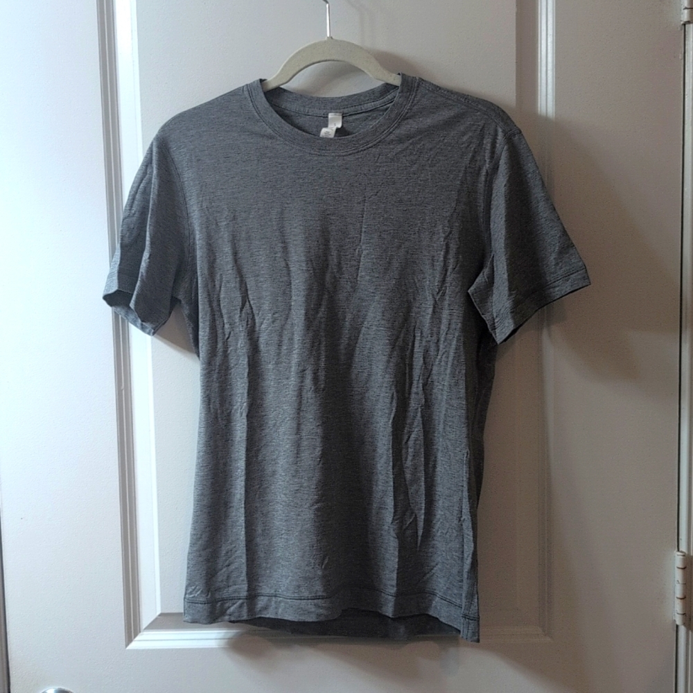Lululemon 5 year basic T-shirt. Gray
